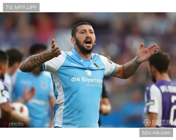 德甲推出官方阿拉伯语应用程序,整合新闻、票务与独家纪录片 德甲推出官方阿拉伯语应用程序,整合新闻、票务与独家纪录片